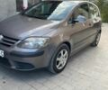 Серый Фольксваген Гольф, объемом двигателя 1.39 л и пробегом 287 тыс. км за 5200 $, фото 1 на Automoto.ua