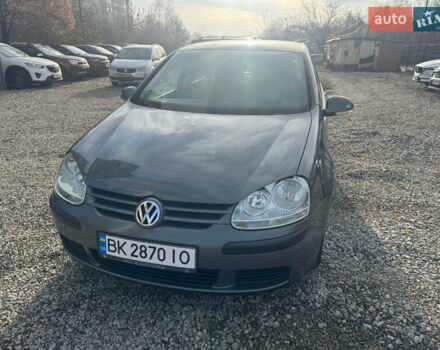 Серый Фольксваген Гольф, объемом двигателя 1.6 л и пробегом 180 тыс. км за 5900 $, фото 24 на Automoto.ua