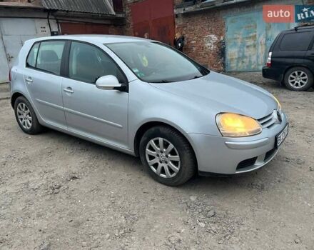 Серый Фольксваген Гольф, объемом двигателя 1.6 л и пробегом 253 тыс. км за 5700 $, фото 2 на Automoto.ua