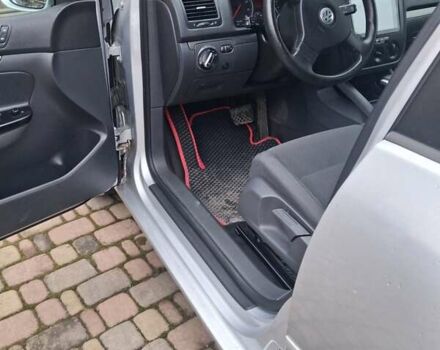 Серый Фольксваген Гольф, объемом двигателя 1.6 л и пробегом 212 тыс. км за 6350 $, фото 7 на Automoto.ua