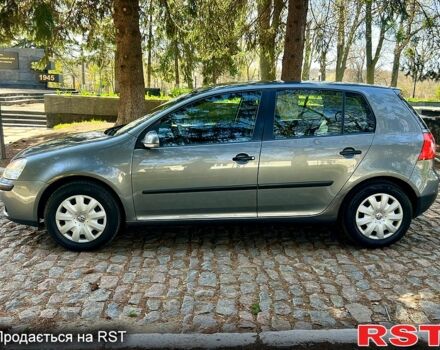 Сірий Фольксваген Гольф, об'ємом двигуна 1.4 л та пробігом 197 тис. км за 5500 $, фото 1 на Automoto.ua