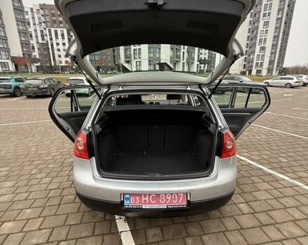 Серый Фольксваген Гольф, объемом двигателя 1.6 л и пробегом 181 тыс. км за 5500 $, фото 7 на Automoto.ua