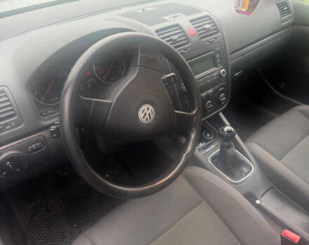 Серый Фольксваген Гольф, объемом двигателя 1.39 л и пробегом 233 тыс. км за 4900 $, фото 6 на Automoto.ua