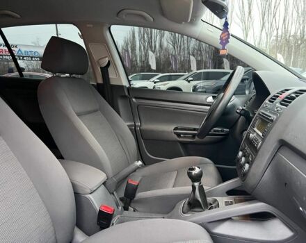 Сірий Фольксваген Гольф, об'ємом двигуна 1.4 л та пробігом 216 тис. км за 5400 $, фото 16 на Automoto.ua