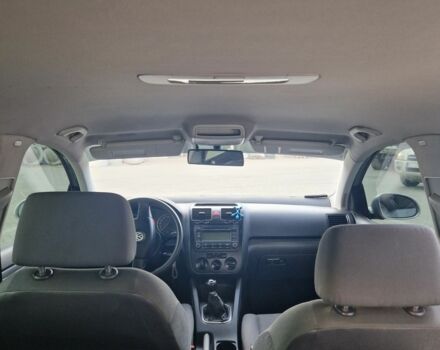 Серый Фольксваген Гольф, объемом двигателя 1.6 л и пробегом 290 тыс. км за 4899 $, фото 5 на Automoto.ua