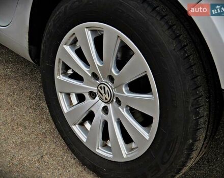 Сірий Фольксваген Гольф, об'ємом двигуна 1.6 л та пробігом 226 тис. км за 5000 $, фото 4 на Automoto.ua