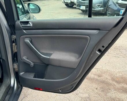 Серый Фольксваген Гольф, объемом двигателя 1.4 л и пробегом 271 тыс. км за 5090 $, фото 19 на Automoto.ua