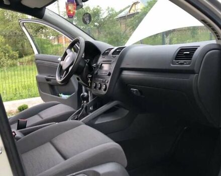 Серый Фольксваген Гольф, объемом двигателя 1.4 л и пробегом 190 тыс. км за 5000 $, фото 17 на Automoto.ua