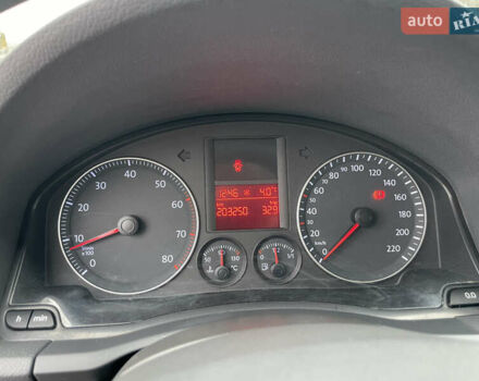 Серый Фольксваген Гольф, объемом двигателя 1.4 л и пробегом 203 тыс. км за 5400 $, фото 59 на Automoto.ua