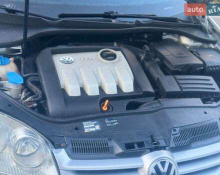 Сірий Фольксваген Гольф, об'ємом двигуна 1.9 л та пробігом 250 тис. км за 5500 $, фото 3 на Automoto.ua