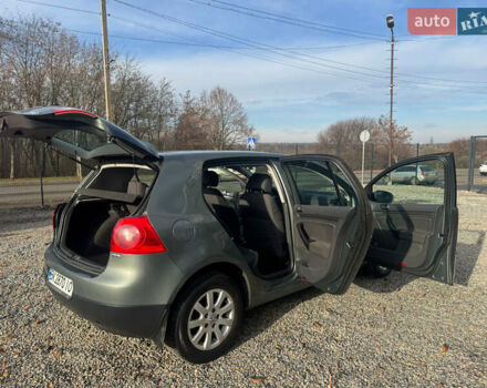 Серый Фольксваген Гольф, объемом двигателя 1.6 л и пробегом 180 тыс. км за 5900 $, фото 50 на Automoto.ua