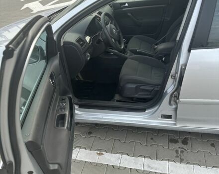 Серый Фольксваген Гольф, объемом двигателя 1.9 л и пробегом 380 тыс. км за 2550 $, фото 8 на Automoto.ua