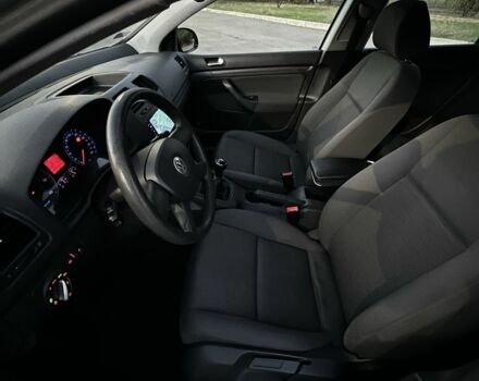 Серый Фольксваген Гольф, объемом двигателя 1.9 л и пробегом 330 тыс. км за 3300 $, фото 6 на Automoto.ua