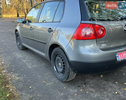 Серый Фольксваген Гольф, объемом двигателя 1.6 л и пробегом 225 тыс. км за 5500 $, фото 8 на Automoto.ua