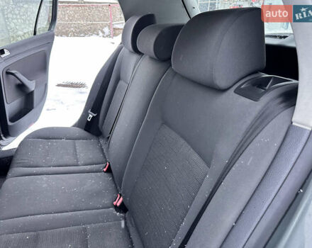 Серый Фольксваген Гольф, объемом двигателя 1.4 л и пробегом 251 тыс. км за 4999 $, фото 44 на Automoto.ua