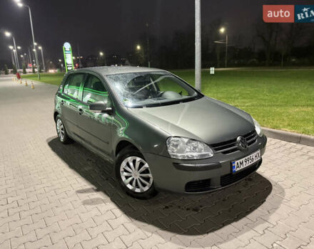 Серый Фольксваген Гольф, объемом двигателя 1.4 л и пробегом 273 тыс. км за 5200 $, фото 1 на Automoto.ua
