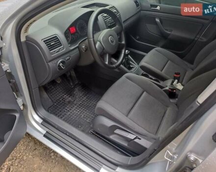 Серый Фольксваген Гольф, объемом двигателя 1.6 л и пробегом 211 тыс. км за 5900 $, фото 10 на Automoto.ua