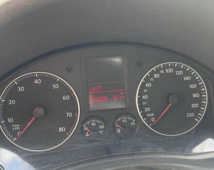 Фольксваген Гольф 2005 у Івано-Франківську на Automoto.ua Сірий Фольксваген Гольф, об'ємом двигуна 1.4 л та пробігом 222 тис. км за 6000 $, фото 8 на Automoto.ua