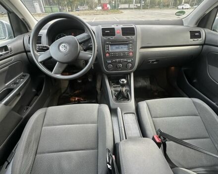 Серый Фольксваген Гольф, объемом двигателя 1.9 л и пробегом 380 тыс. км за 2550 $, фото 6 на Automoto.ua