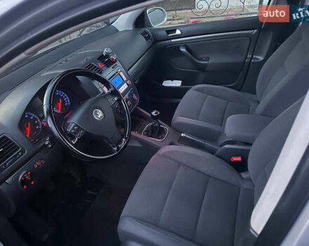 Сірий Фольксваген Гольф, об'ємом двигуна 1.6 л та пробігом 182 тис. км за 6000 $, фото 21 на Automoto.ua