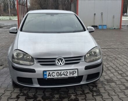 Серый Фольксваген Гольф, объемом двигателя 1.4 л и пробегом 282 тыс. км за 4500 $, фото 2 на Automoto.ua