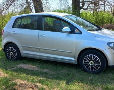 Серый Фольксваген Гольф, объемом двигателя 1.6 л и пробегом 350 тыс. км за 5309 $, фото 1 на Automoto.ua