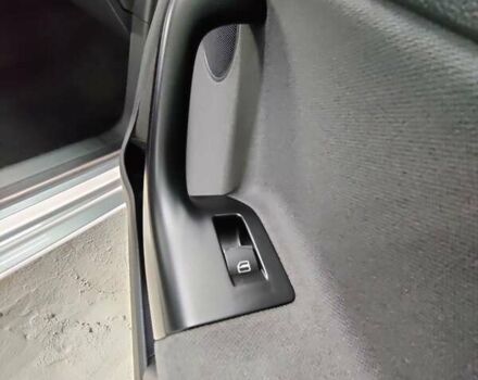 Сірий Фольксваген Гольф, об'ємом двигуна 1.6 л та пробігом 185 тис. км за 5800 $, фото 59 на Automoto.ua