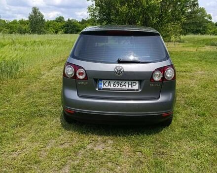 Серый Фольксваген Гольф, объемом двигателя 1.6 л и пробегом 273 тыс. км за 5600 $, фото 2 на Automoto.ua