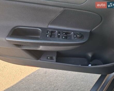 Серый Фольксваген Гольф, объемом двигателя 1.4 л и пробегом 199 тыс. км за 6000 $, фото 13 на Automoto.ua