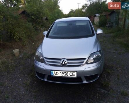 Серый Фольксваген Гольф, объемом двигателя 1.9 л и пробегом 230 тыс. км за 4400 $, фото 4 на Automoto.ua