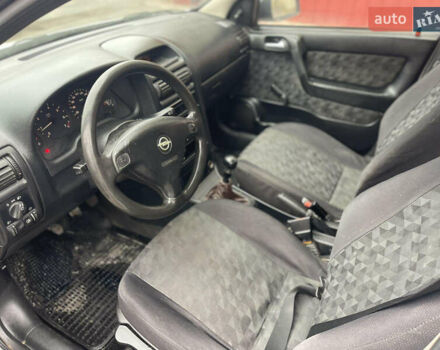 Серый Фольксваген Гольф, объемом двигателя 1.6 л и пробегом 180 тыс. км за 5900 $, фото 66 на Automoto.ua