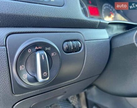 Сірий Фольксваген Гольф, об'ємом двигуна 1.6 л та пробігом 222 тис. км за 4990 $, фото 19 на Automoto.ua