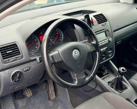 Серый Фольксваген Гольф, объемом двигателя 1.4 л и пробегом 271 тыс. км за 5090 $, фото 15 на Automoto.ua