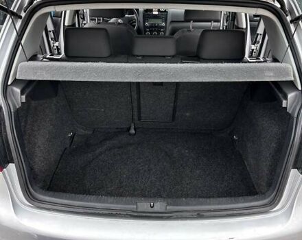 Серый Фольксваген Гольф, объемом двигателя 1.6 л и пробегом 221 тыс. км за 4200 $, фото 1 на Automoto.ua