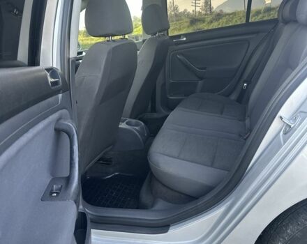 Серый Фольксваген Гольф, объемом двигателя 1.4 л и пробегом 254 тыс. км за 4350 $, фото 7 на Automoto.ua