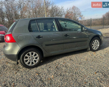 Серый Фольксваген Гольф, объемом двигателя 1.6 л и пробегом 180 тыс. км за 5900 $, фото 9 на Automoto.ua