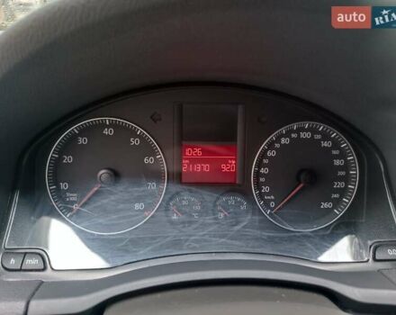 Серый Фольксваген Гольф, объемом двигателя 1.6 л и пробегом 211 тыс. км за 5900 $, фото 14 на Automoto.ua