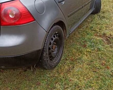 Серый Фольксваген Гольф, объемом двигателя 1.6 л и пробегом 310 тыс. км за 5100 $, фото 35 на Automoto.ua