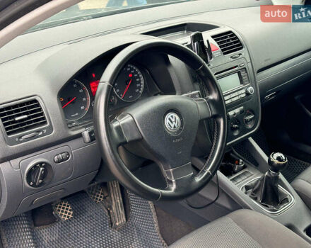 Серый Фольксваген Гольф, объемом двигателя 1.4 л и пробегом 271 тыс. км за 5190 $, фото 14 на Automoto.ua