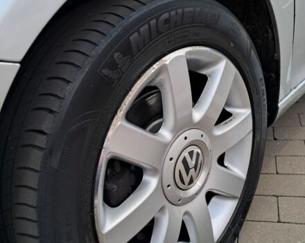 Фольксваген Гольф 2005 в Прилуках на Automoto.ua Серый Фольксваген Гольф, объемом двигателя 1.6 л и пробегом 244 тыс. км за 5550 $, фото 6 на Automoto.ua