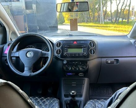 Сірий Фольксваген Гольф, об'ємом двигуна 1.4 л та пробігом 239 тис. км за 5800 $, фото 2 на Automoto.ua