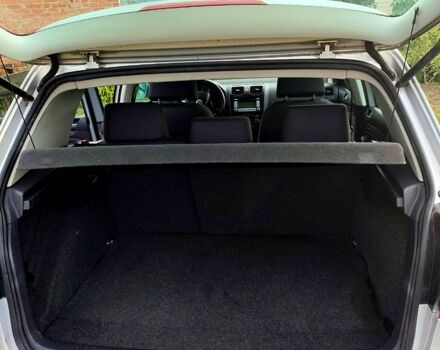 Сірий Фольксваген Гольф, об'ємом двигуна 1.6 л та пробігом 185 тис. км за 5500 $, фото 6 на Automoto.ua