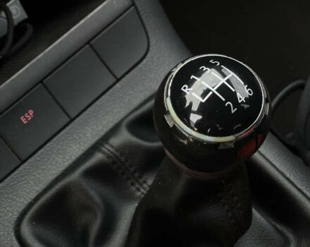 Сірий Фольксваген Гольф, об'ємом двигуна 1.97 л та пробігом 325 тис. км за 6500 $, фото 3 на Automoto.ua