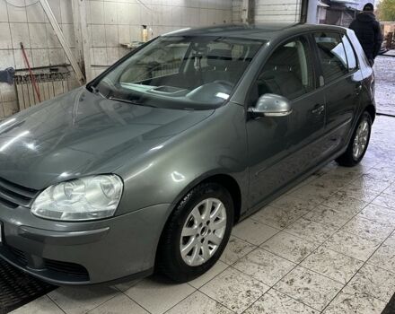 Серый Фольксваген Гольф, объемом двигателя 1.9 л и пробегом 300 тыс. км за 3200 $, фото 1 на Automoto.ua
