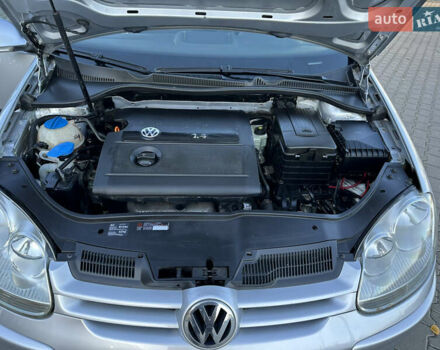 Серый Фольксваген Гольф, объемом двигателя 1.4 л и пробегом 202 тыс. км за 5600 $, фото 77 на Automoto.ua