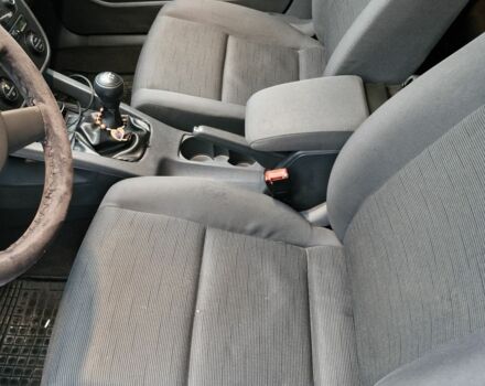 Серый Фольксваген Гольф, объемом двигателя 1 л и пробегом 356 тыс. км за 3000 $, фото 11 на Automoto.ua