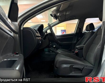 Сірий Фольксваген Гольф, об'ємом двигуна 1.6 л та пробігом 235 тис. км за 6000 $, фото 5 на Automoto.ua