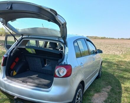 Серый Фольксваген Гольф, объемом двигателя 1.6 л и пробегом 350 тыс. км за 5309 $, фото 6 на Automoto.ua