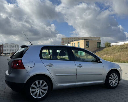 Серый Фольксваген Гольф, объемом двигателя 1.6 л и пробегом 225 тыс. км за 6000 $, фото 10 на Automoto.ua