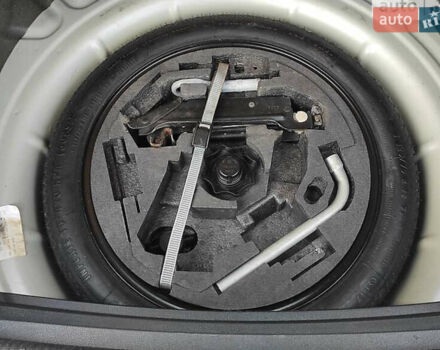 Серый Фольксваген Гольф, объемом двигателя 1.6 л и пробегом 250 тыс. км за 4800 $, фото 12 на Automoto.ua